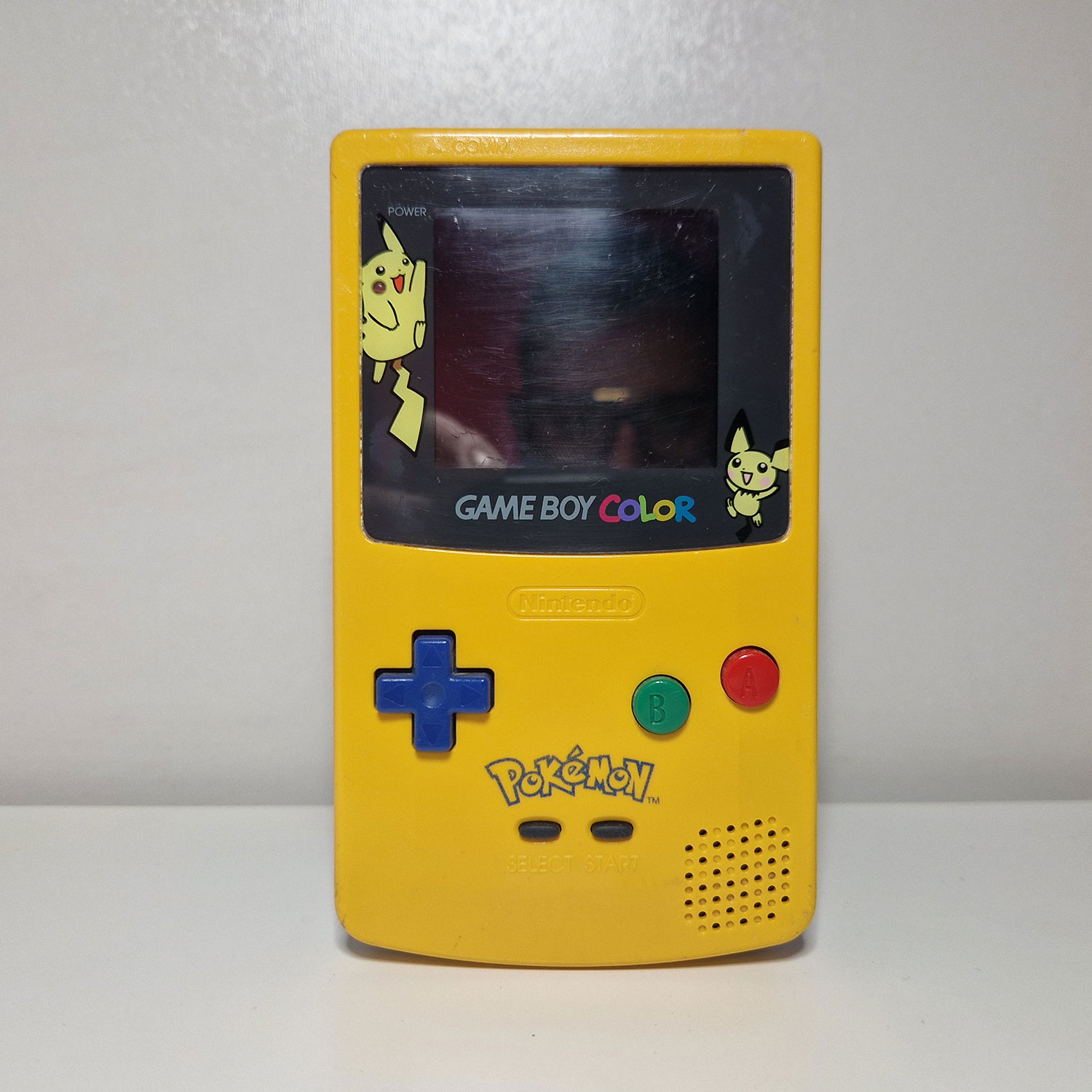 Game Boy Color Edizione Limitata Pokemon - Pikachu/Pichu con schermo IPS e audio migliorato - immagine 2