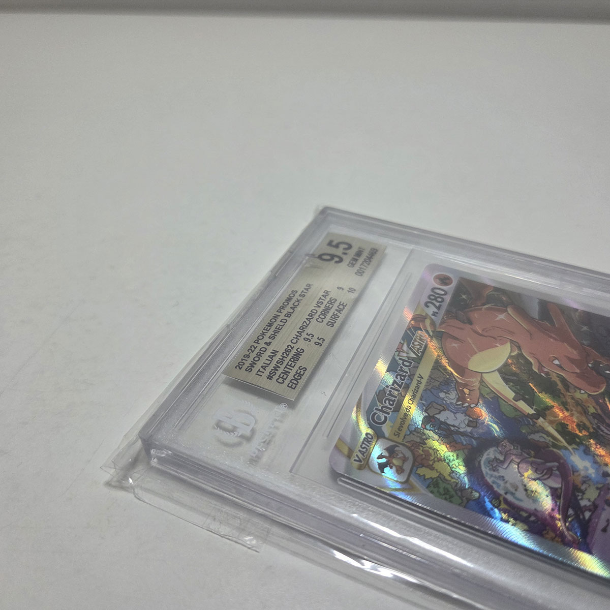 Charizard Vastro (SWSH 262) ITA - Gradata Beckett BGS 9.5 - immagine 3